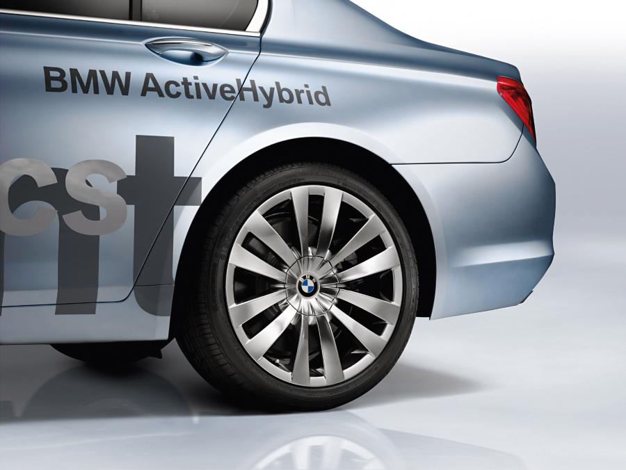 BMW 7-Series ActiveHybrid Concept 2008 года  (фото 11 из 14)